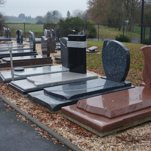 Pompes funèbres Couroussé - Monuments